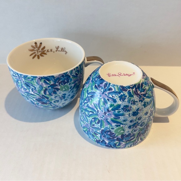 Lilly Pulitzer Coffee Tea Mugs “Lion Around" Blue  Floral Gold Trim Cups Set 2 - Picture 1 of 8